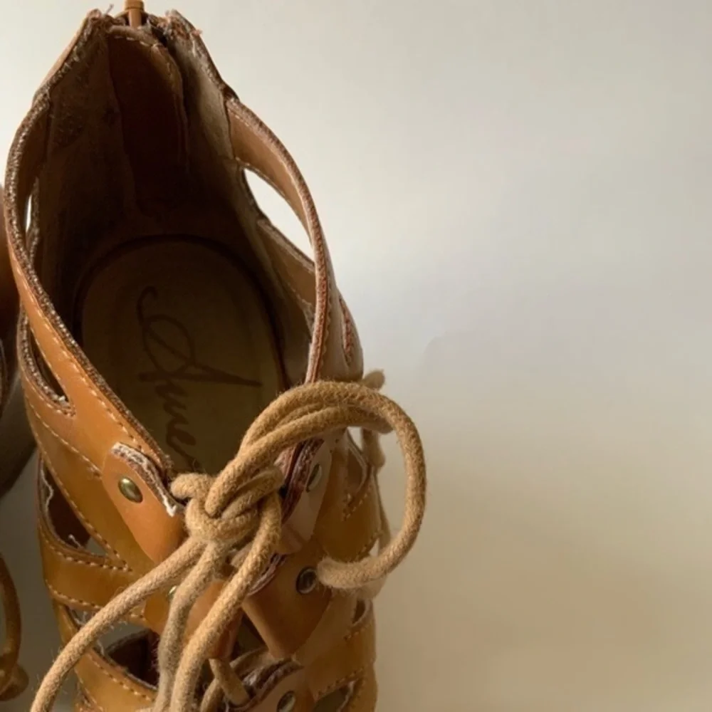 American Eagle Wedges
